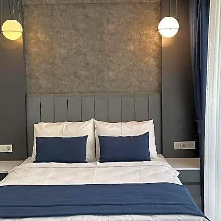 Hotel The Halcyon 5*